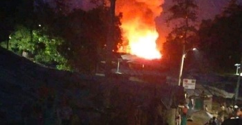 রোহিঙ্গা ক্যাম্পে ফের আগুন, ভস্মীভূত ৩০ ঘর