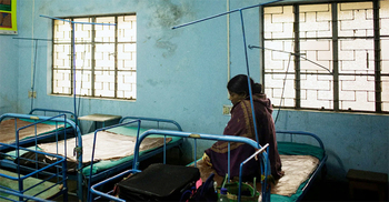 পশ্চিমবঙ্গে গ্যাস লিক হয়ে অসুস্থ প্রায় ৩০ জন