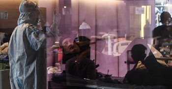 US tells citizens to leave India amid Covid crisis