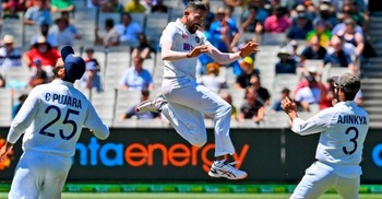 Gutsy India bounce back to skittle Australia in second Test