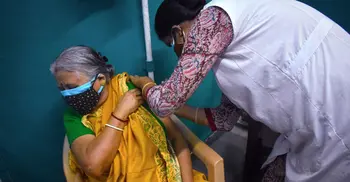 India logs 48,698 new COVID-19 cases, 1,183 deaths