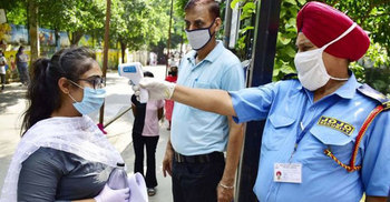 Coronavirus: WHO reports record daily rise in new infections