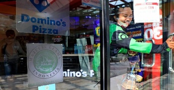 Concern among Muslims over halal status of Covid-19 vaccine