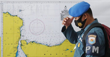 Indonesia submarine search feared to have failed as oxygen runs out