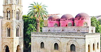 ইতালিতে তাঁবুতে ইফতার ও তারাবি