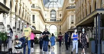'A beautiful day' in Italy, as shops, bars reopen