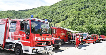 7 killed in helicopter crash in Italy