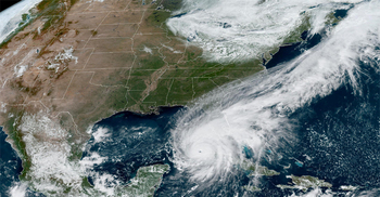 যুক্তরাষ্ট্রের ফ্লোরিডায় আঘাত হানছে হারিকেন ইয়ান