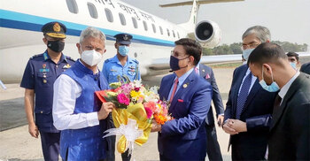 Indian Foreign Minister reaches Dhaka