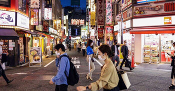 Japan opens up to foreign tourists after 2 years