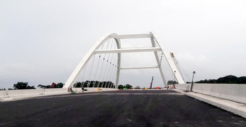 কালনার মধুমতি সেতুর দ্বার খুলছে ১০ অক্টোবর