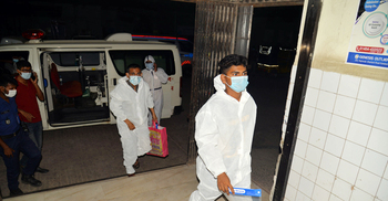 ১০ করোনা রোগীর পলায়ন : জামিন নিয়ে বাড়ি ফিরলেন ৭