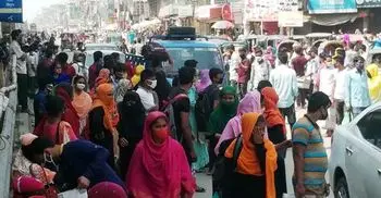 They return to work on foot to save job