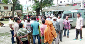 চোর সন্দেহে রাজমিস্ত্রিকে অমানবিক নির্যাতন করে হত্যা