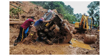 Kerala floods: 24 killed as rescue operation continues