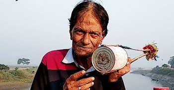 চলেই গেলেন কিশোরগঞ্জের ‘খেলু পাগলা’