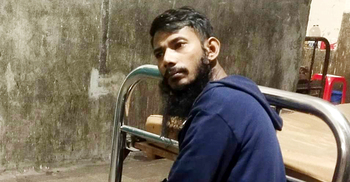 শিশুকে আছাড় মেরে হত্যার অভিযোগ, বাবা আটক