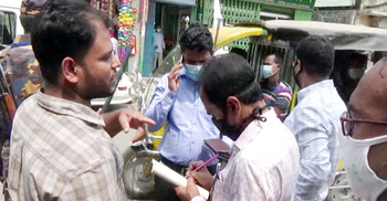 কিশোরগঞ্জে মাঠে নেমেছে মোবাইল কোর্ট