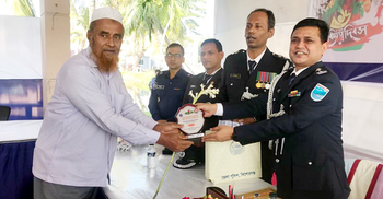 থানায় মুক্তিযোদ্ধাদের জন্য থাকবে লাল চেয়ার