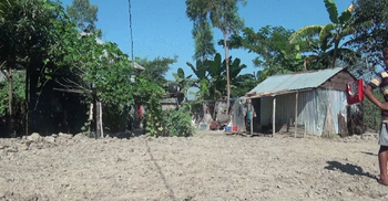 সাব-রেজিস্ট্রি অফিসের নকলনবিশের নামে খাসজমির বন্দোবস্ত!