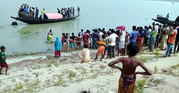 ধনু নদীতে বাল্কহেডের ধাক্কায় নৌকা ডুবে একজনের মৃত্যু