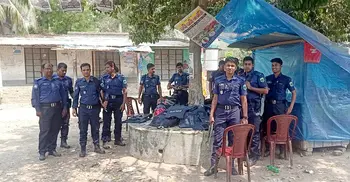 মর্দানায় ২৪ ঘণ্টায় ৭০ ককটেল বিস্ফোরণ