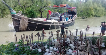 ইলিশের সন্ধানে সমুদ্রের পথে
