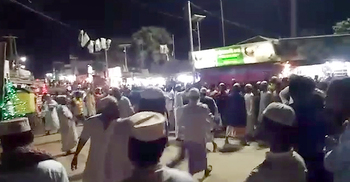 চরমোনাই ভক্তদের কাণ্ডে গভীর রাতে উত্তপ্ত কুয়াকাটা