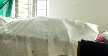 সৈকতে গোসল করতে নেমে পর্যটকের মৃত্যু