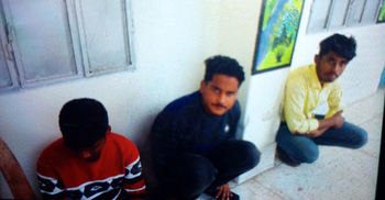 জালভোট দেওয়ার সময় আটক ৩, সহায়তা করায় এসআই প্রত্যাহার