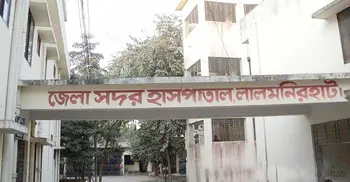বালুবোঝাই ট্রাক্টরের ধাক্কায় প্রাণ গেল যুবকের