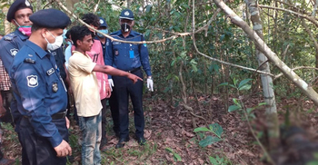 পাঁচদিন ধরে বনের ভেতর ট্রাকচালকের লাশ