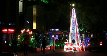 লেবাননে বিদ্যুৎ সংকটে বিবর্ণ খ্রিস্টমাস-বর্ষবরণ