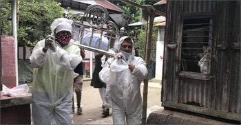 লাশের কাছে আসেনি পরিবার, দাফন করলো ছাত্রলীগ