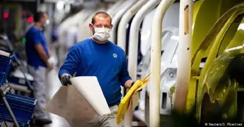 Coronavirus lockdown pushes Germany into recession