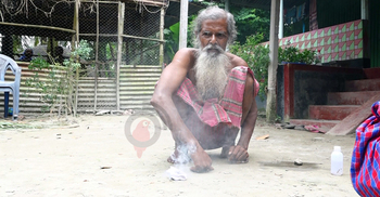 ‘অলৌকিক কর্মকাণ্ডে’ সাধু বেশে লুটে নেন সবকিছু