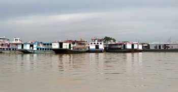 কাঁঠালবাড়ী-শিমুলিয়া রুটেও লঞ্চ চলাচল বন্ধ