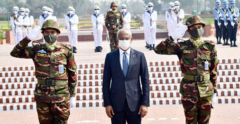 Maldives President pays tributes to national heroes at Savar