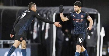 Aguero scores as City cruise past Fulham