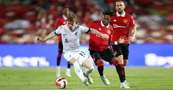 Manchester United trounce Liverpool 4-0 on tour