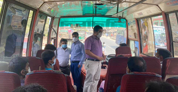 গণপরিবহনে নির্দেশনা না মানায় ৭৬ হাজার টাকা জরিমানা