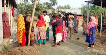 Thieves hold man hostage to rape wife