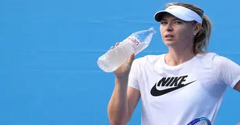 Sharapova retires from tennis aged 32