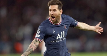 Messi scores superb first PSG goal in win over Man City
