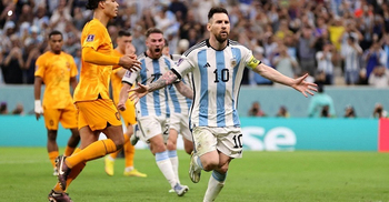 Argentina beat Dutch and go into semis after late night drama