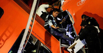Mexico City metro overpass collapse kills 23