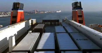 25 migrants found in ferry's refrigerated container