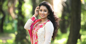 অনেকদিন পর আসছেন ফারহানা মিলি