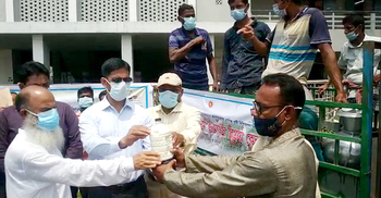 পটুয়াখালীতে ন্যায্যমূল্যে ভ্রাম্যমাণ ডিম-দুধ-মাংস বিক্রি শুরু