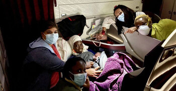 Canadian doctor delivers ‘Miracle’ baby on flight